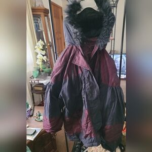 Plus Size Winter Coat With Removeable Faux Fur Hood. Zipper, Buttons & Pockets